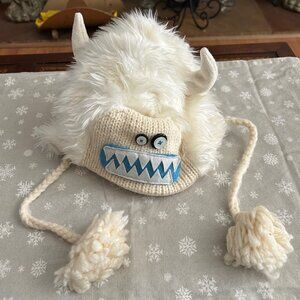 Delux Handmade Wool Monster Beanie – Kids – Cream – Adorable & Cozy!